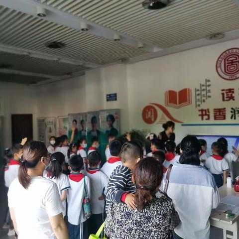 广饶县第二小学二年级七班——图书馆之旅