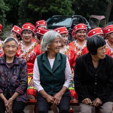 乡 村 母 亲 节