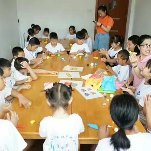 “阳光伙伴携手共成长”夏令营活动第四天