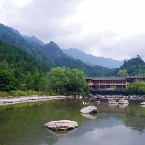 宁陕县上坝河森林公园