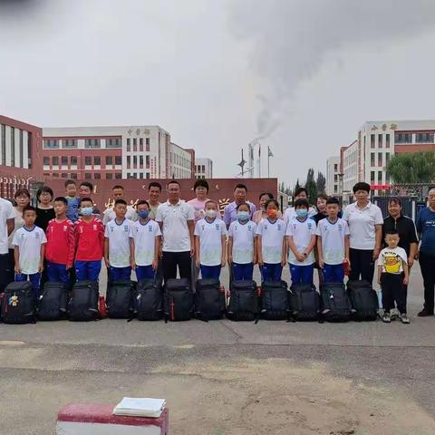 2022年全国青少年校园足球夏令营小学男女混合四年级组，暨内蒙古代表队赴哈尔滨市五常雅臣中学参加比赛。