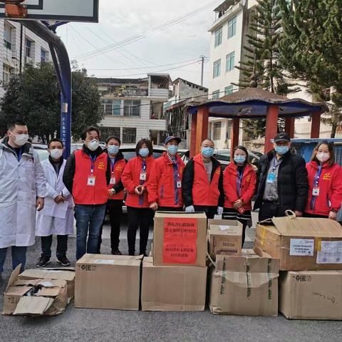 最美鹤峰义工荣誉点评