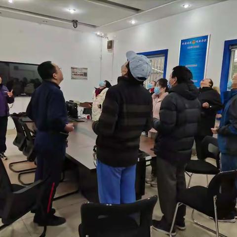 四里村街道信义庄社区举办保健按摩讲座！