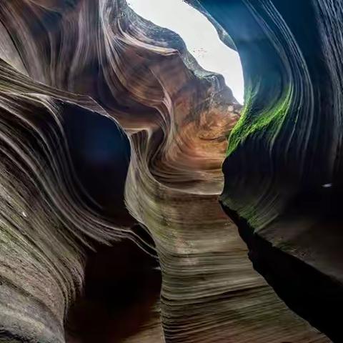 光和线的流动—雨岔大峡谷和羚羊大峡谷