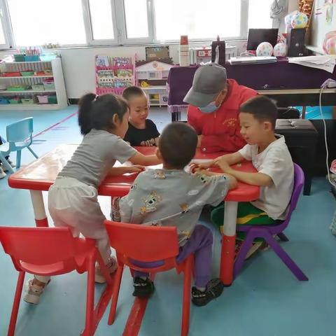 【南不畏难  大道致远】南大街街道吕祖庙社区联合新时代幼儿园开展“迎中秋”学做手工月饼DIY”活动