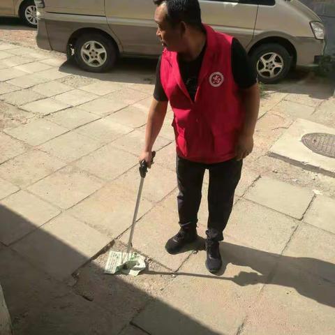 【南大街街道吕祖庙社区】积极开展创城迎检工作