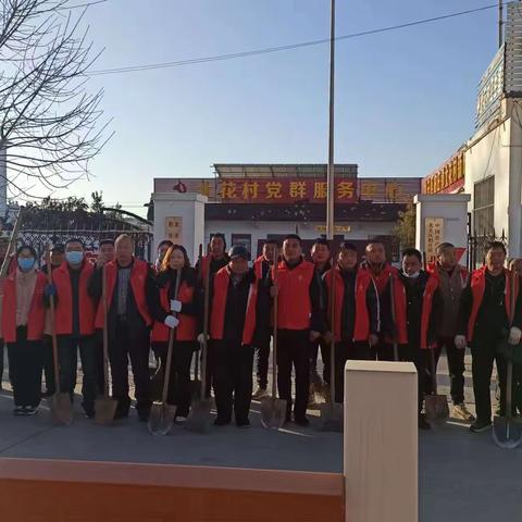 开展环境卫生大整治，助力乡村振兴