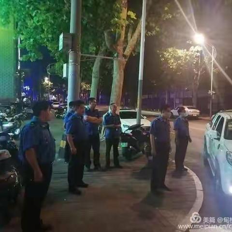 落实12345工单，清理辖区占道经营