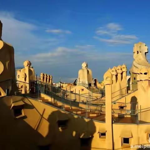 蚂蚁兜风——西班牙🇪🇸圣殿之旅：巴塞罗那高迪作品（一）