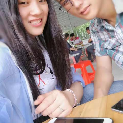 亲爱的小陈司机，生日快乐🎂🎂永远都要开心幸福！