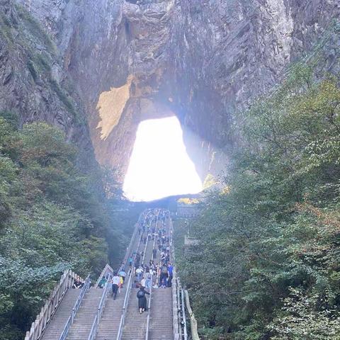 骑游湘鄂西D10：张家界天门山5A风景区。