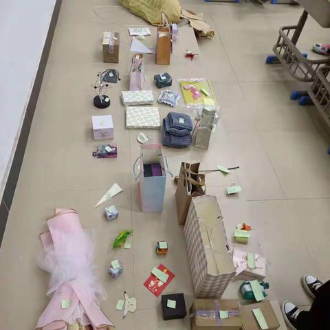 校园笑声起，学子已归来——礼物互赠活动