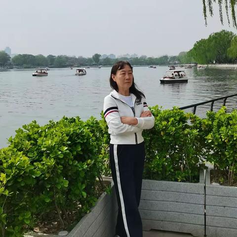 碧桃四月，奔赴北京