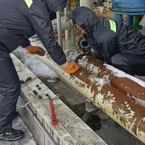 不惧危险，不怕苦，不怕累