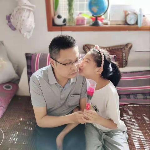 可爱的老爸，我爱您！