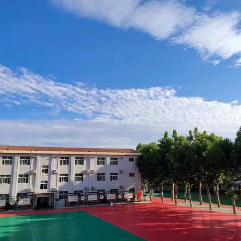 建设路小学疫情期间“隔空不隔爱，常怀感恩心”主题教育活动