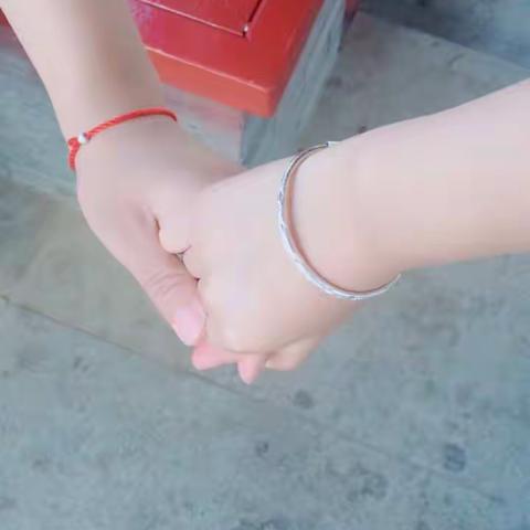 去年的正此时--蝉鸣的夏季，遇见了你。💕