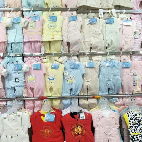 景县盐百四楼童装婴幼棉服系列新品上市欢迎宝妈们光临选购👏👏另有特价款呦🎉🎉