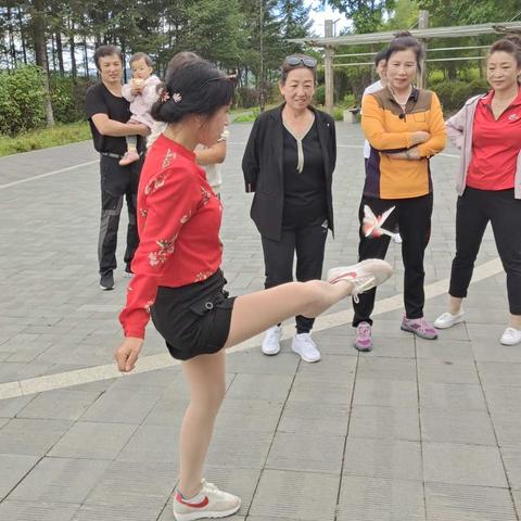 快乐舞者屏风山游玩3