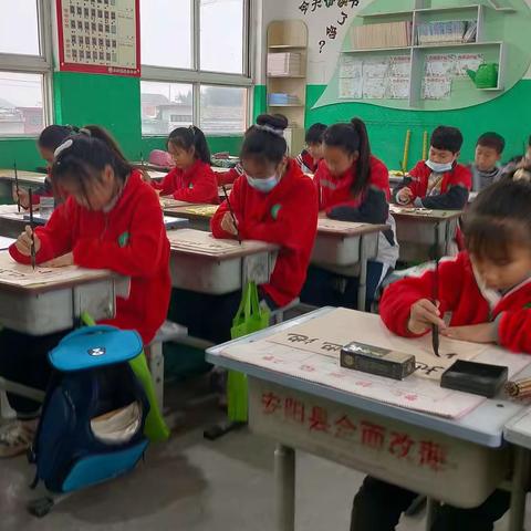 “双进”促“双减”，书法进校园——水冶镇双全小学书法社团