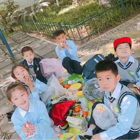 春意浓，乐出行——记香小101中队踏青