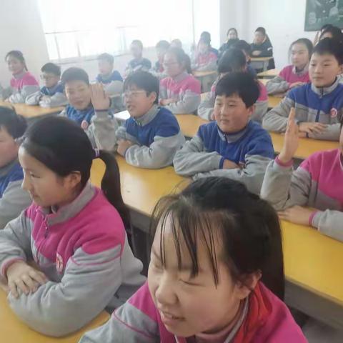 走近名人  感受魅力——六四班拓展纪实