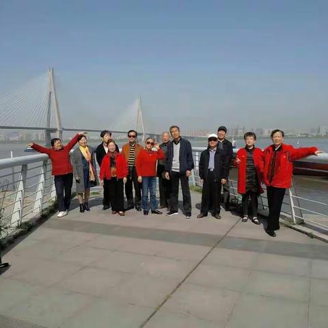 青山江滩第一期工程风景……初中部分同学一曰游……2018年4月九曰。。