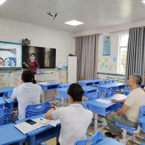 云琼艳老师执教的《1000以内数的认识》集体备课