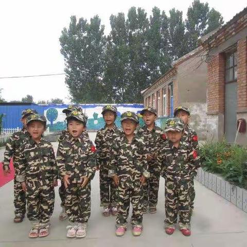 童心向党，筑梦飞翔一一邦道窝幼儿园杜林班庆祝建党100周年系到活动