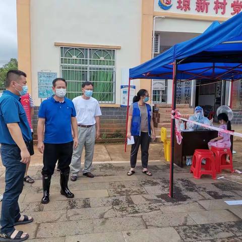 市政协副主席吴优深入琼山区甲子镇督导第三轮区域核酸检测工作