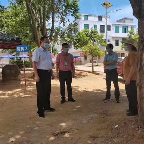 市政协副主席刘辉平、陈洪到甲子镇调研指导全员核酸检测工作