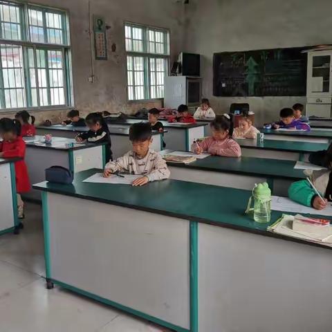 以考促教，共同提高——侯庙小学2020-2021学年第二学期第一次月考