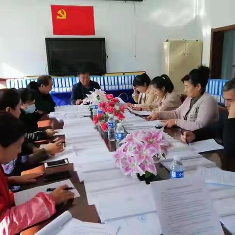 太东中心学校----“研修从读书开始”主题研修活动