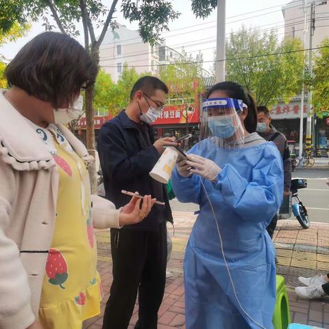 【平安法治星创建】阳光耀眼难扫码？自制神器不用怕