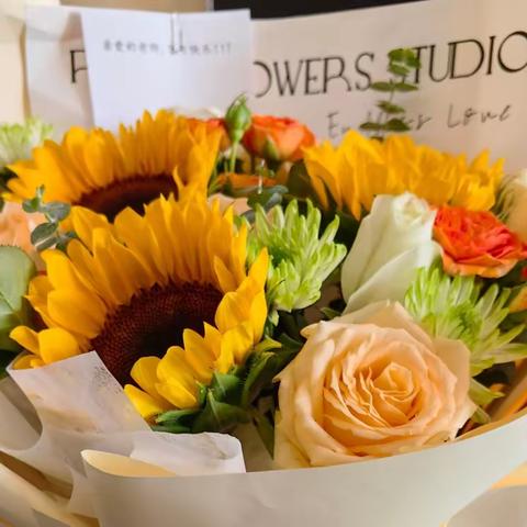 芬芳九月，礼颂师恩