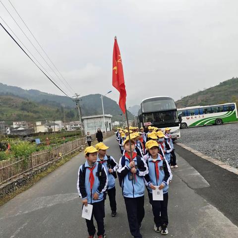 缅怀先烈，传承孝文化--千岛湖第三小学四(3)班红色文化研学旅行