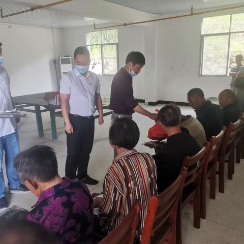 陶家河乡退役军人服务站“暖心端午”