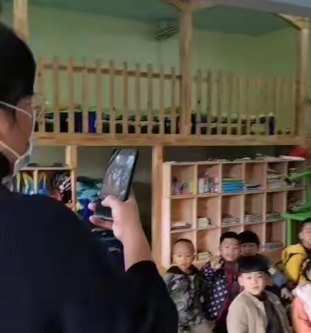 怀化市鹤城区五0七幼儿园防拐防骗演习活动