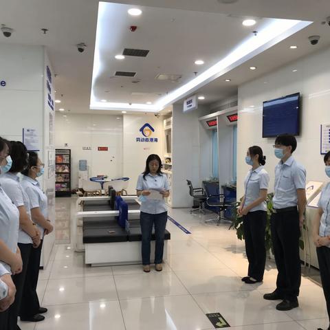 明行长赴东三环中路开展警示教育宣讲