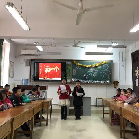 二一班欢庆2020年元旦联欢会