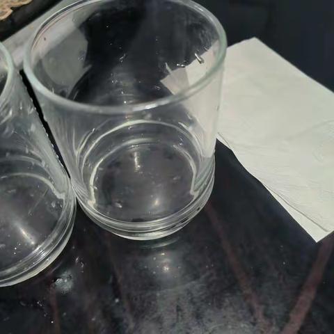 亲密的杯子五二班陈芷煊1.12