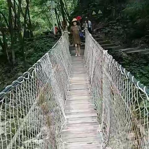 视频八：中坝大峡谷2（原声）