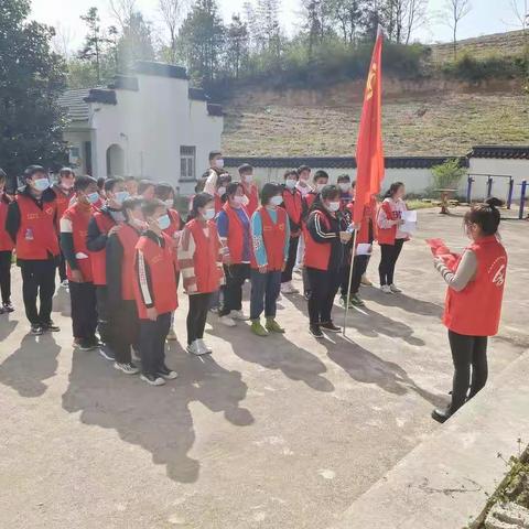 学习雷锋精神–走进姚村乡敬老院