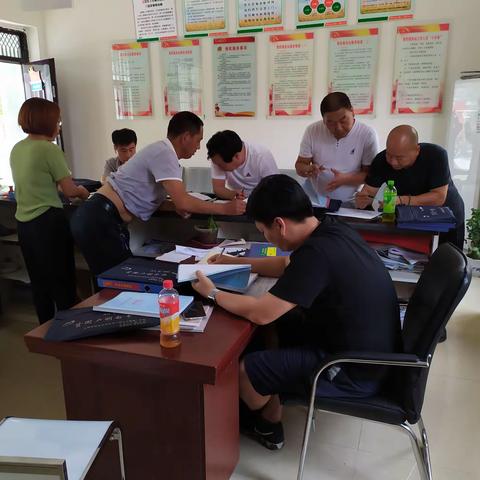 付店镇开展村级互评发现问题核查行动