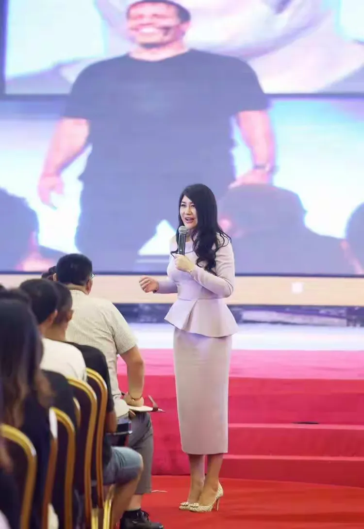 2017-08-10邹文静演讲口才培训