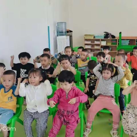 五月——茁壮成长的孩子们💕县幼托三班