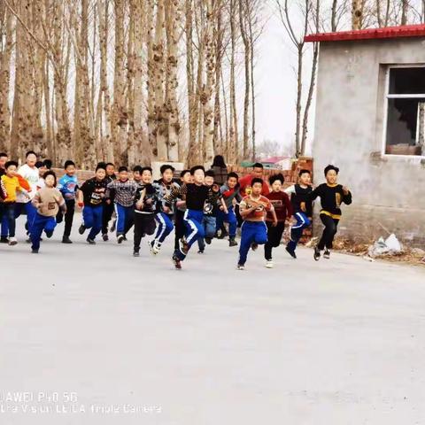 治安镇中心小学春季越野跑