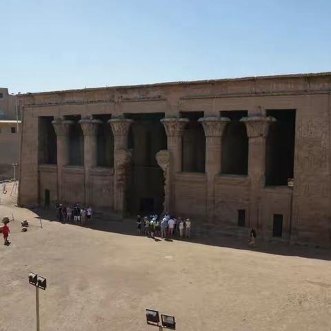 循着记忆游埃及、看着电影游尼罗：（D6）尼罗河游轮第三站--艾斯纳(Esna)神庙