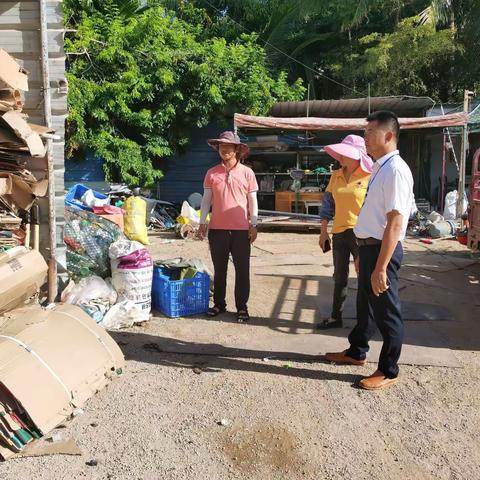 水蛟村开展安全生产排查工作