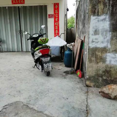 区人社局到海罗村继续开展人居环境卫生整治工作简报